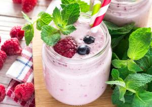 Yaourt à la framboise et à la rose